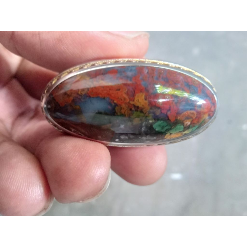 Pancawarna Kristal Klawing