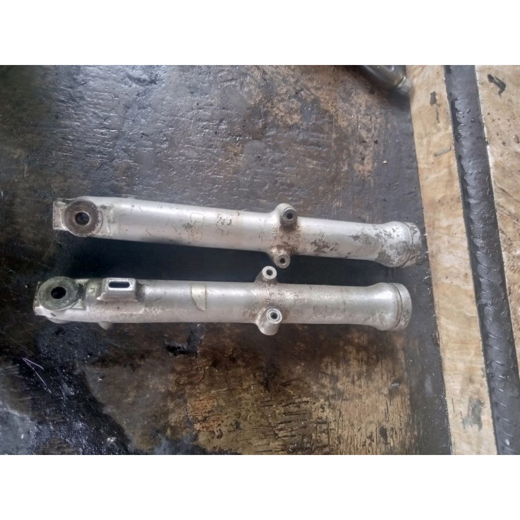 tabung shock depan Honda win original
