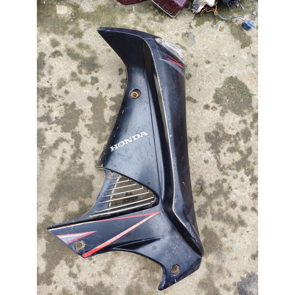 SAYAP KANAN HONDA SUPRA X 125 LAMA ORIGINAL