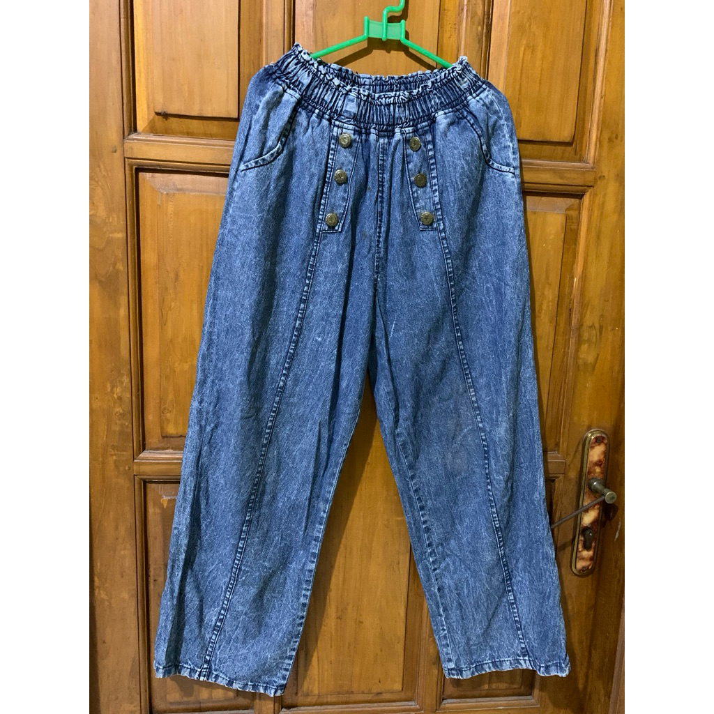 PRELOVED JEANS HIGH WAIST