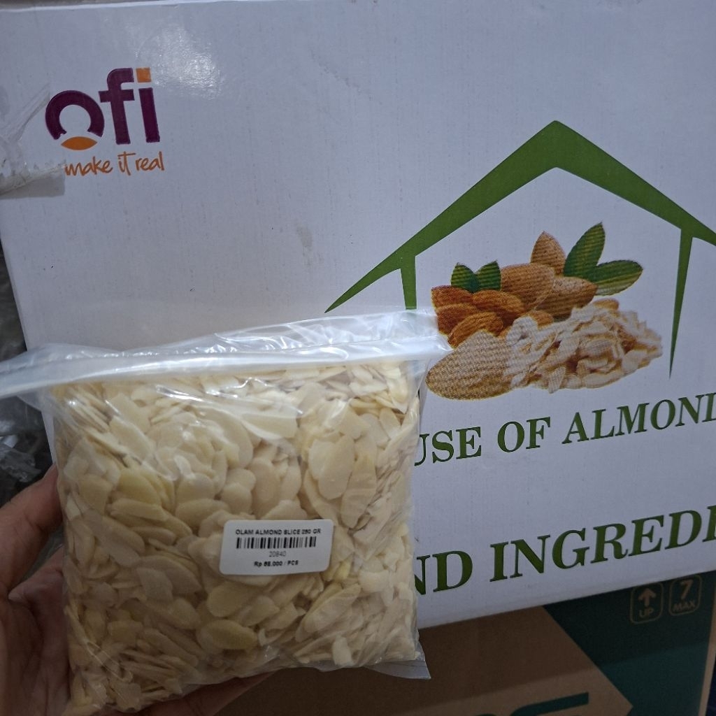 OLAM ALMOND SLICE / KACANG ALMOND IRIS / KACANG ALMOND MENTAH