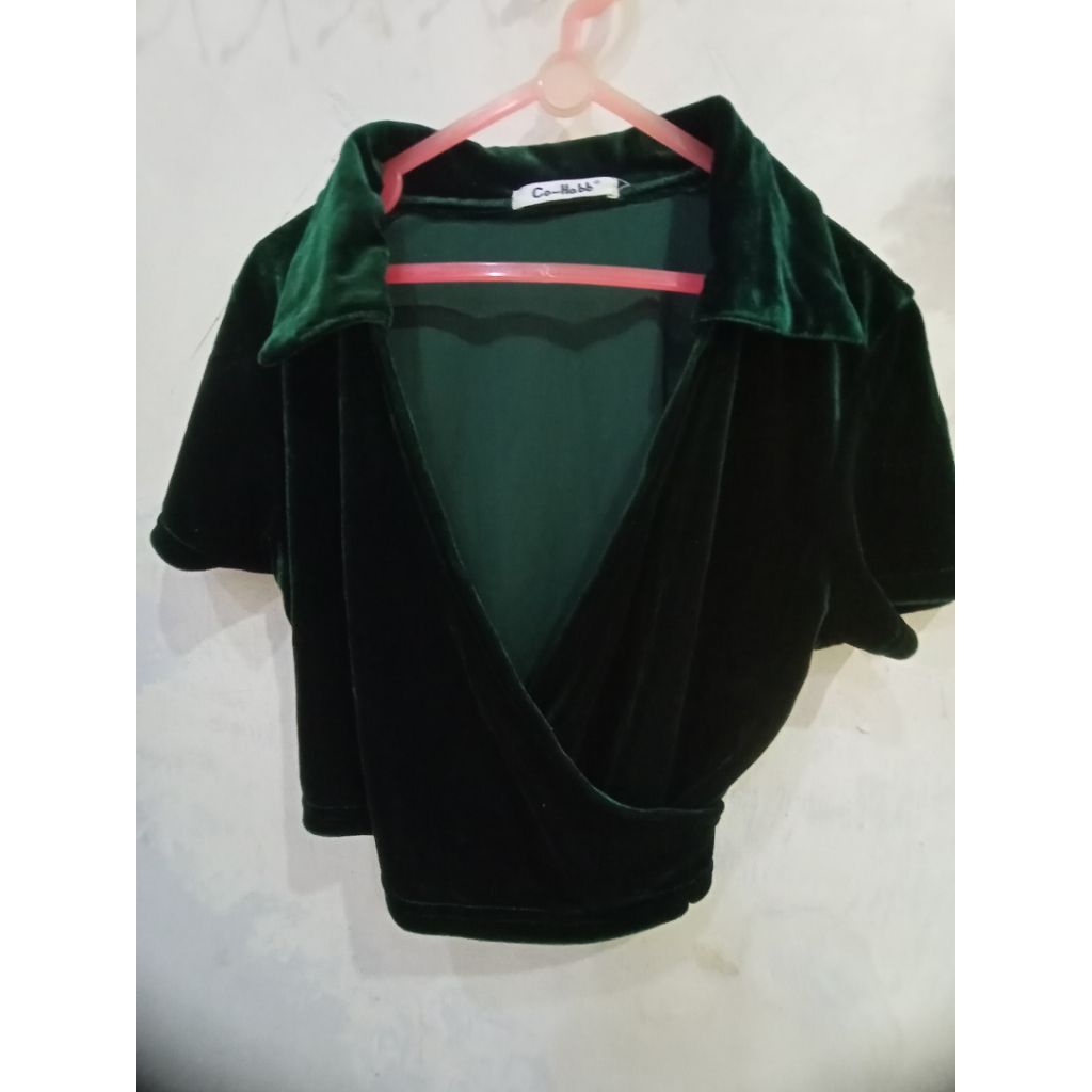 Velvet Wrap Crop Top - Atasan Bludru Mewah & Sexy
