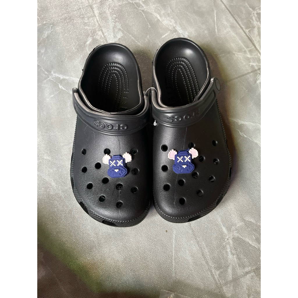 SENDAL CROCS ORI MADE IN INDONESIA SECOND