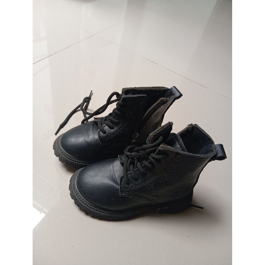 PL ~ SEPATU ANAK LAKI PEREMPUAN
