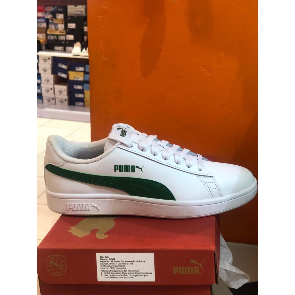 sepatu putih PM smash v2 sizs 40 murah