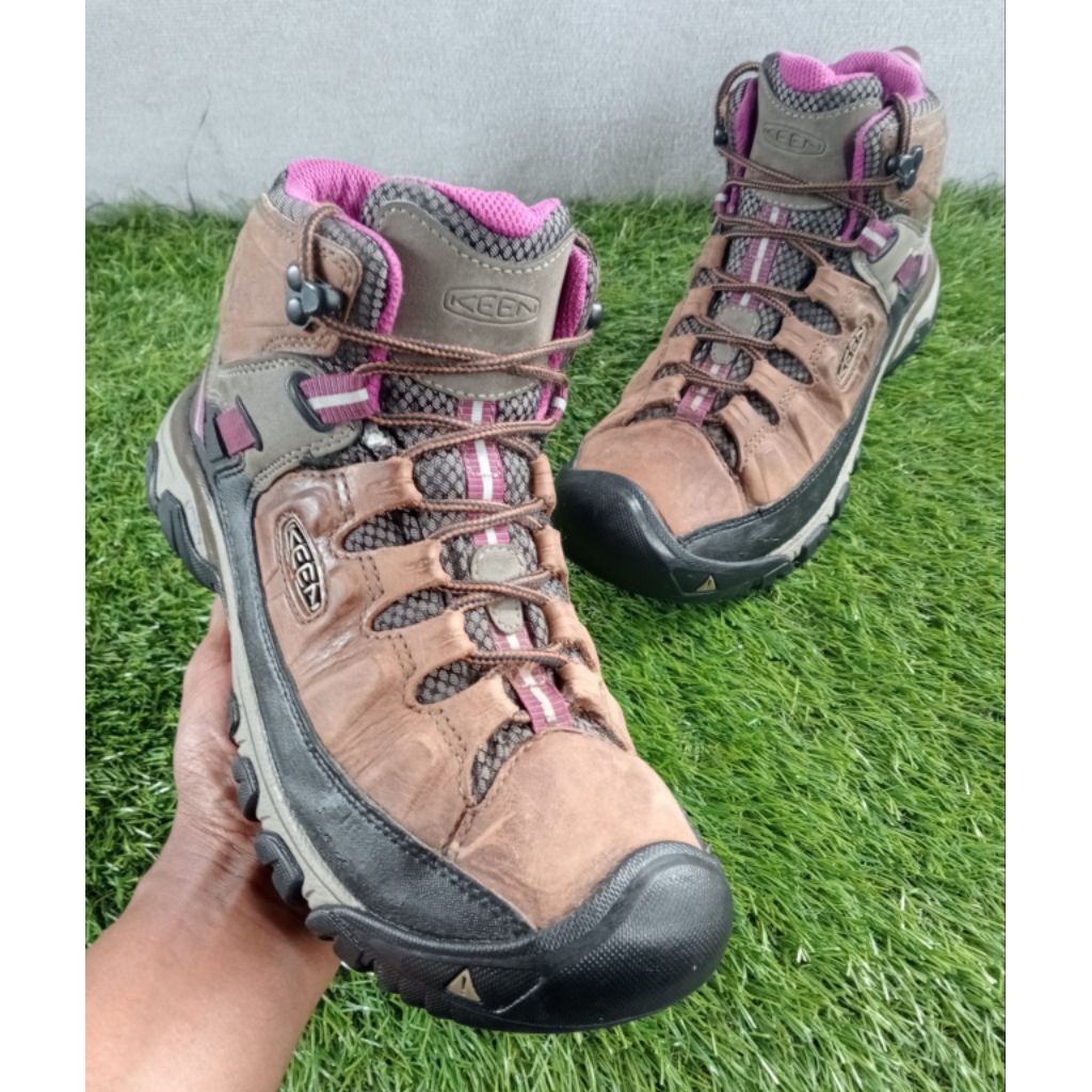 Sepatu Outdoor/ Hiking KEEN DRY waterprof Mid Cut