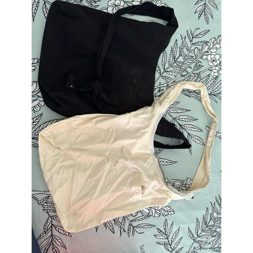 Preloved tas selempang warna putih