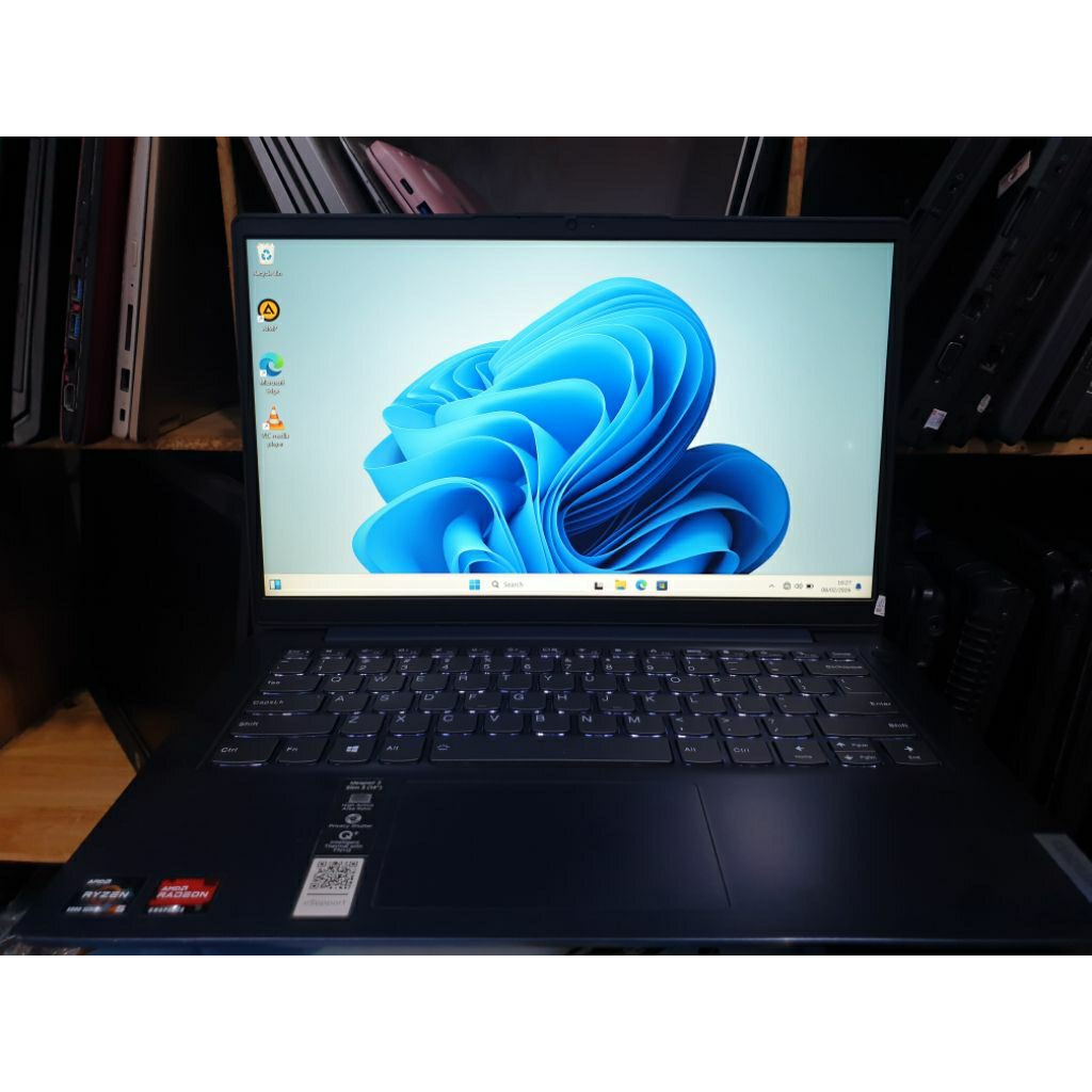 Lenovo AMD Ryzen 5