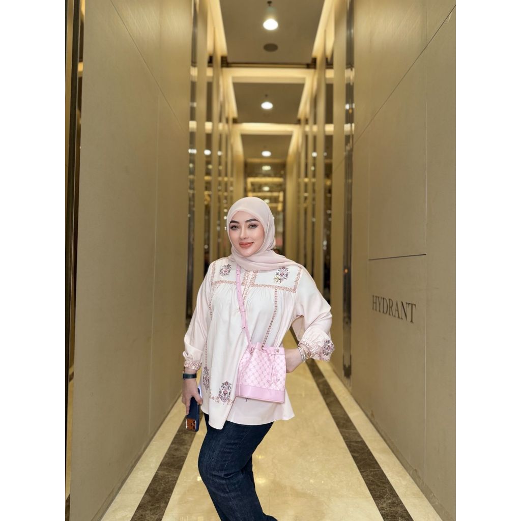 SHELLA SAUKIA TUNIK BUNDA 23-018