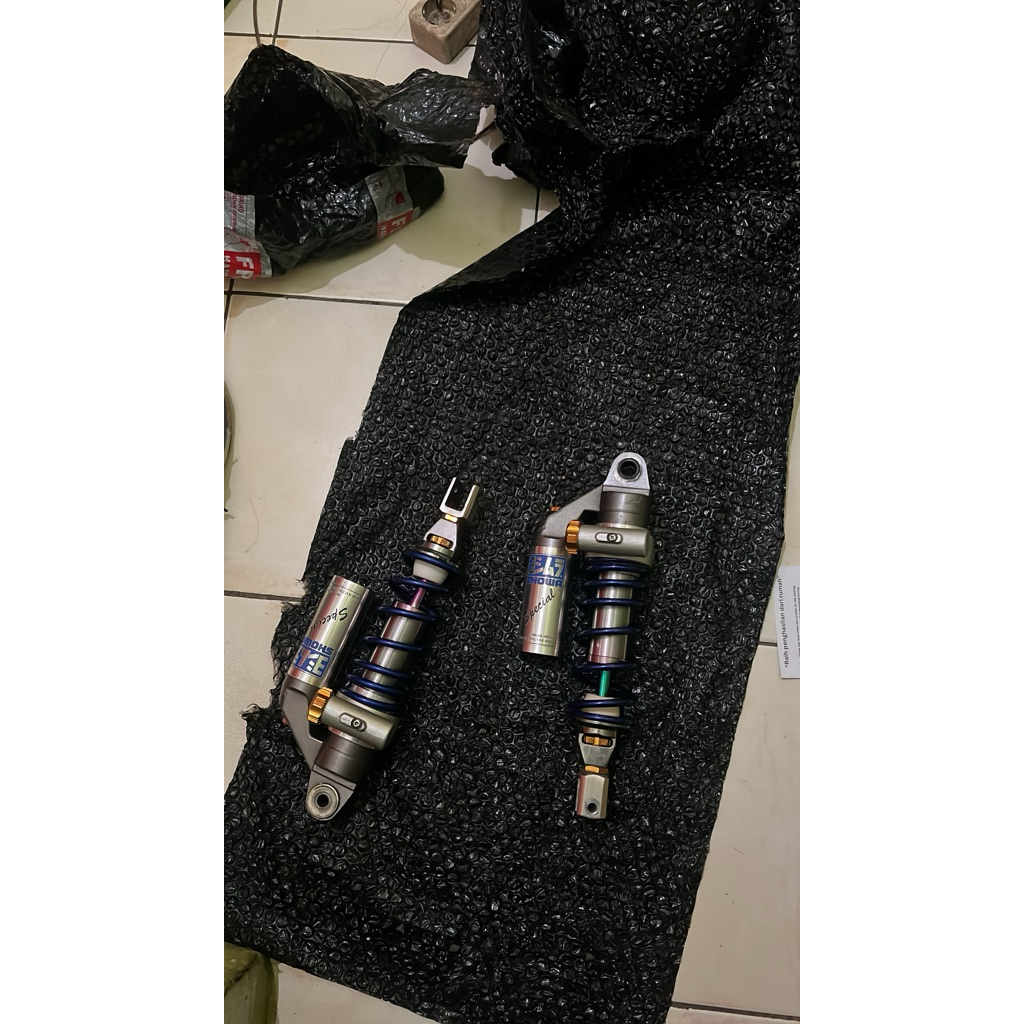 showa cnc ulir biru