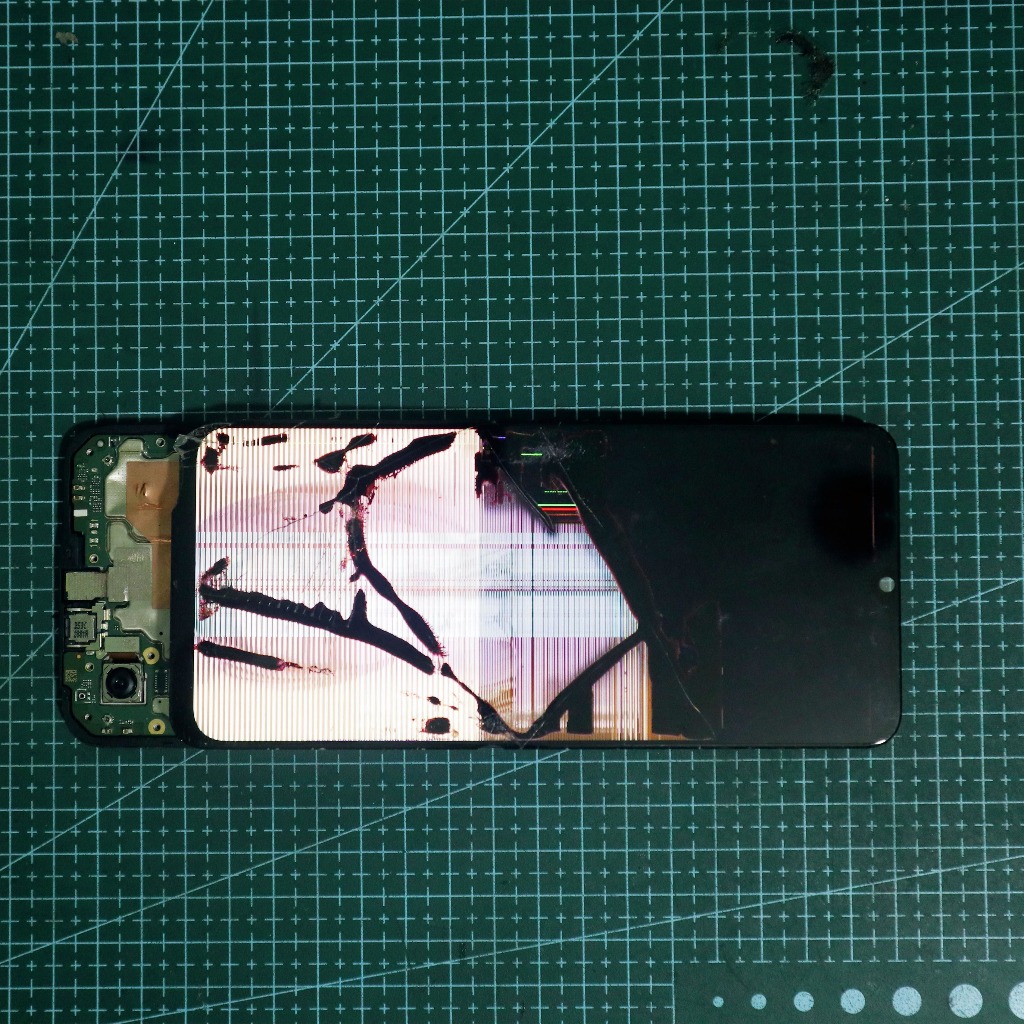 LCD Bekas Rusak Vivo Y17s - Y22s - Y22s 2022 - Sudah Test Lampu Backlight Nyala Garis / Tompel