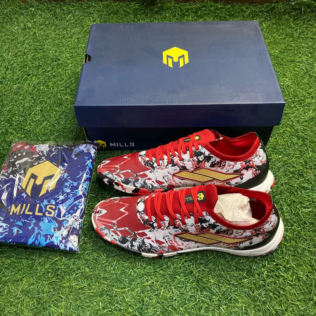 sepatu futsal original mills Cyclops kaldera merah