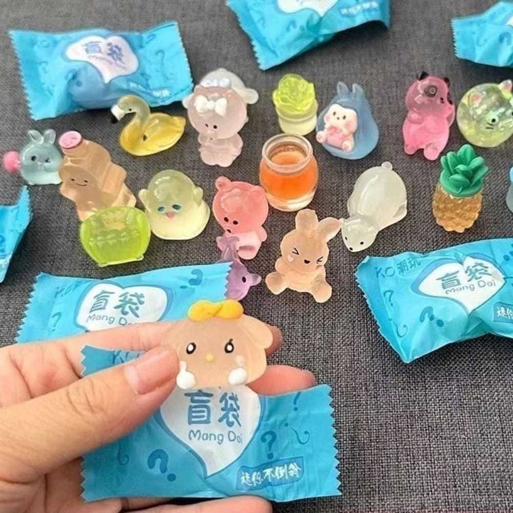 Mainan Resin Hewan Mini Nyala Di Dalam Gelap  Mystery Box , Mainan Resin Bentuk Hewan Yang bisa Meny