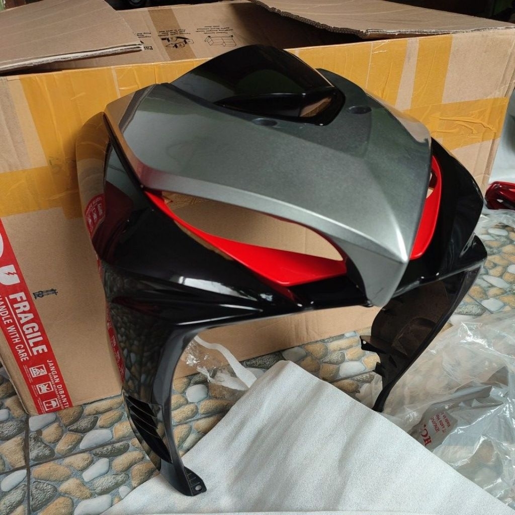 TAMENG KAP BODY DEPAN COVER FRONT TOP HONDA REVO AT/MATIC REVO DX 64500-KWW-A70POV VIOLET ORIGINAL B