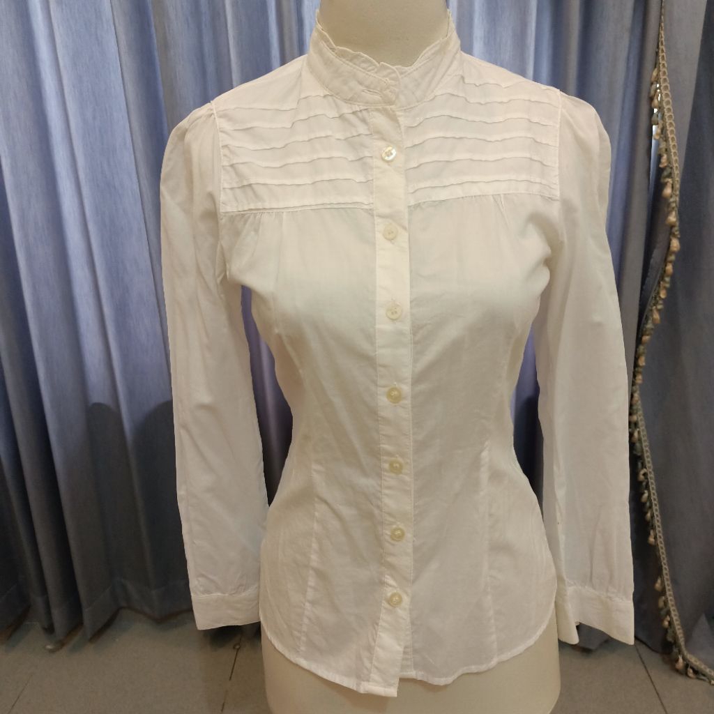 Kemeja putih lengan panjang wanita The Executive size 6 Preloved