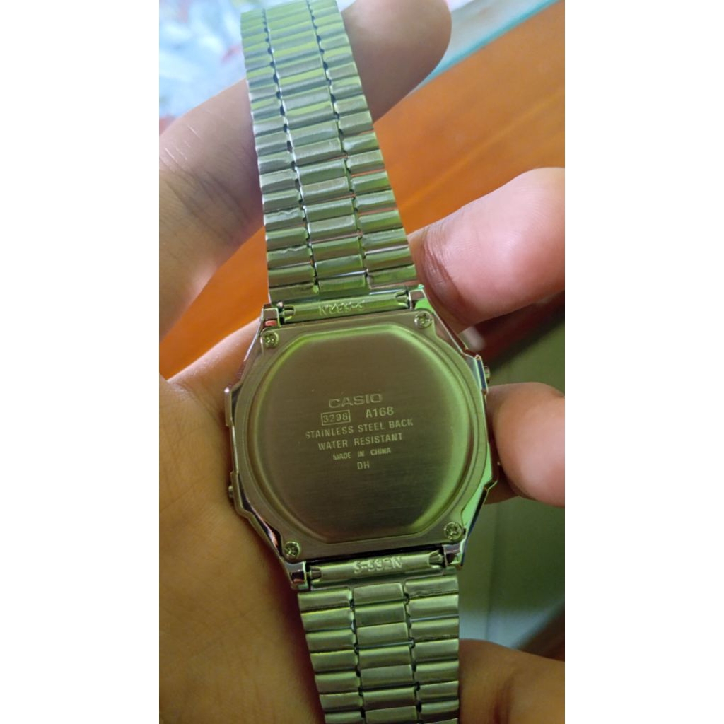 Casio a168wa illuminator