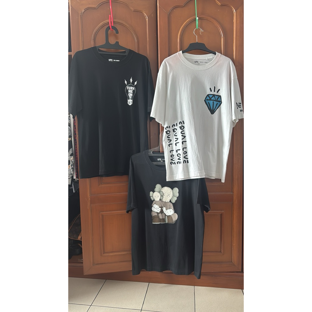 bundling uniqlo tee second kaos uniqlo second