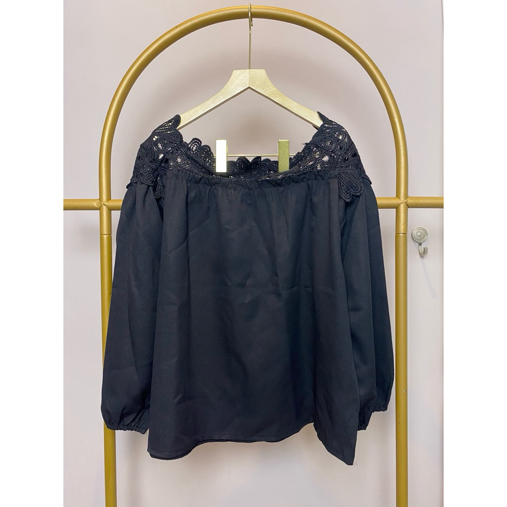 Preloved Blouse Kekinian Korean Style Lengan Panjang Balon Sabrina Prada Brukat Linen Black Hitam