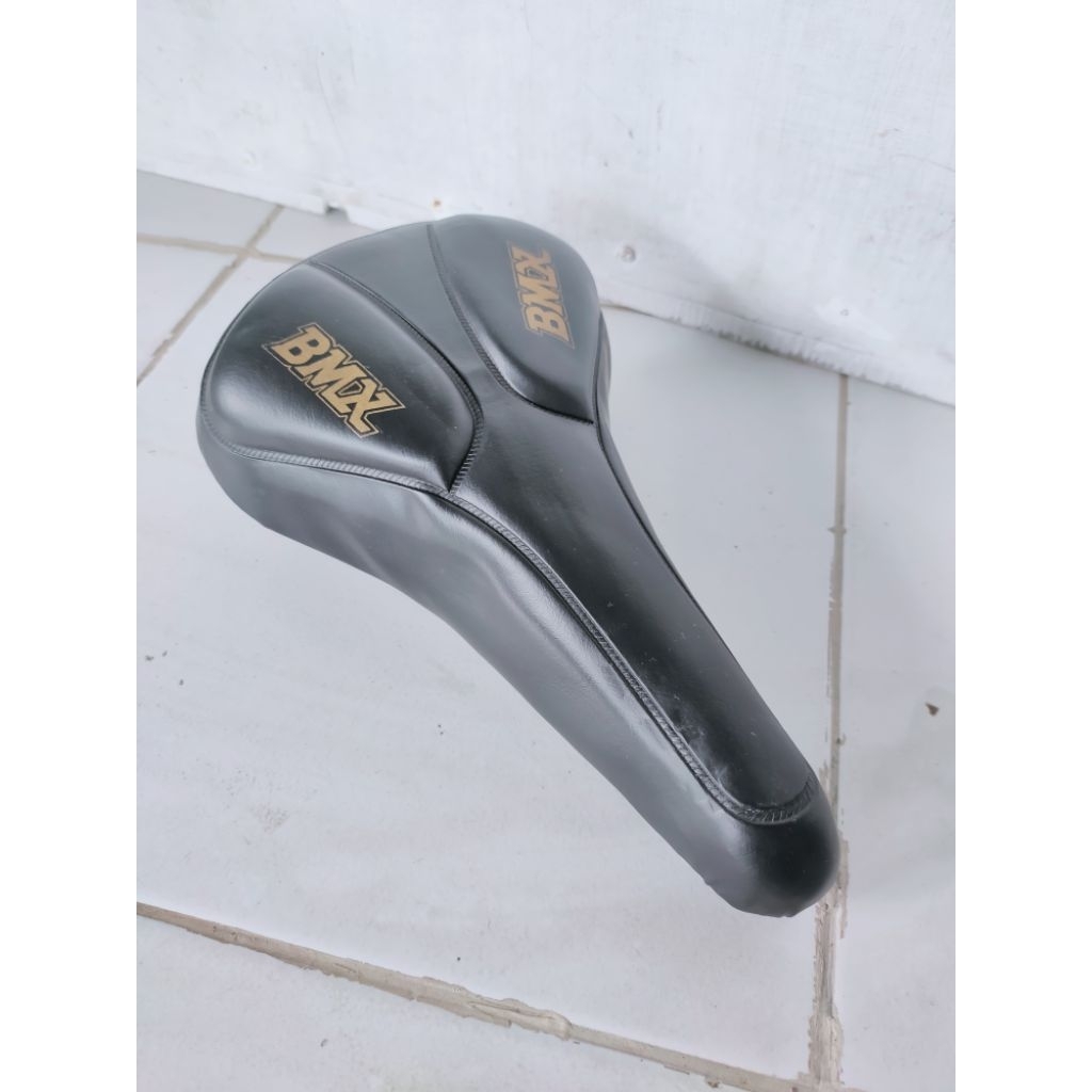 Sadel sepeda bmx saddle taiwan NOS oldschoolbmx jok osbmx hutch haro gt diamondback mongoose raleigh