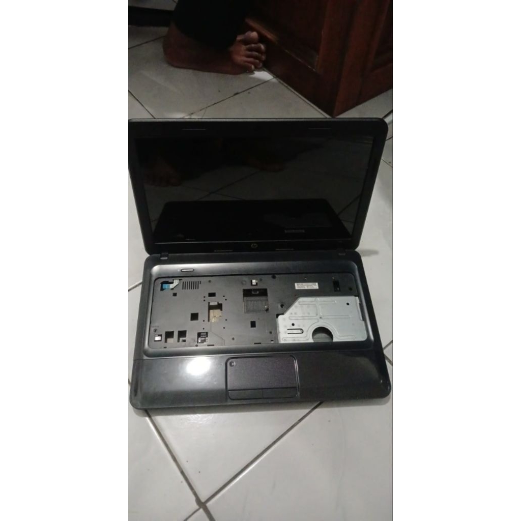 CASE CASING LAPTOP NETBOOK HP 1000 2nd Bekas OKE