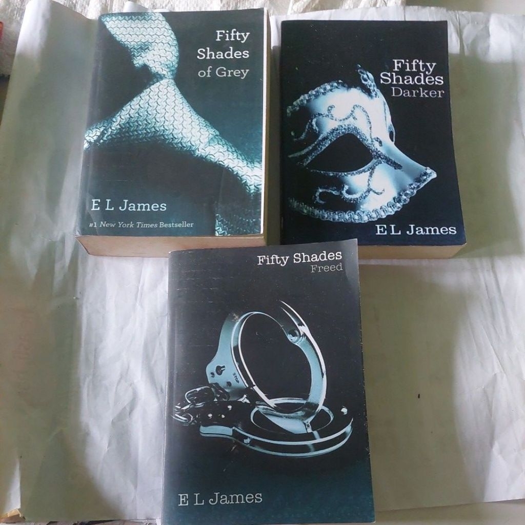 FIFTY SHADES OF GREY,FIFTY SHADES DARKER,FIFTY SHADES FREED