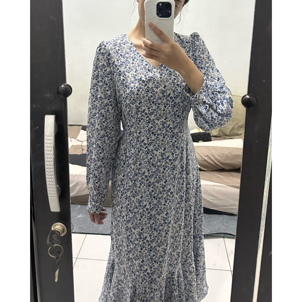 Dress korea bunga bunga biru putih Dress elegant biru putih Dress Korea Feminim