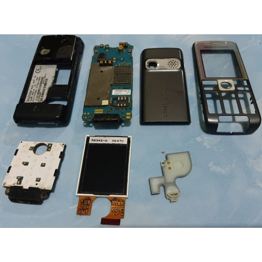 Suku Cadangan Sperpat Hp Sony Ericsson K510i Copotan Original Lcd Mesin