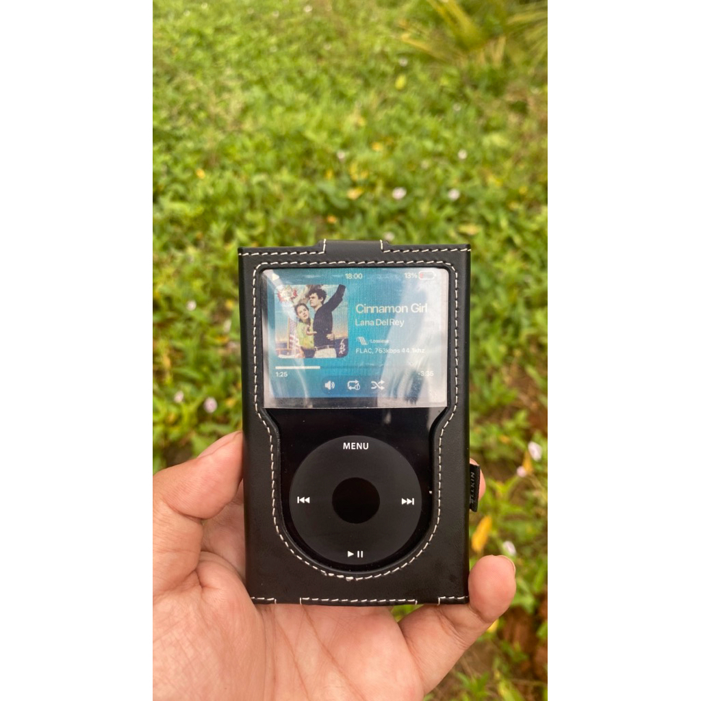 IPOD CLASSIC 5TH 80GB WITH BELKIN CASE