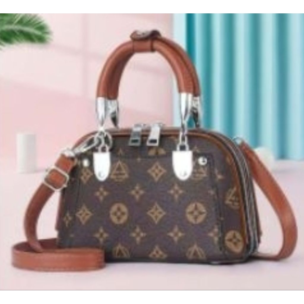 TAS, TAS IMPORT WANITA, TAS IMPORT KEKINIAN, TAS JALAN, TAS UNDANGAN, TAS CEWEK, TAS BARU, TAS DEWAS