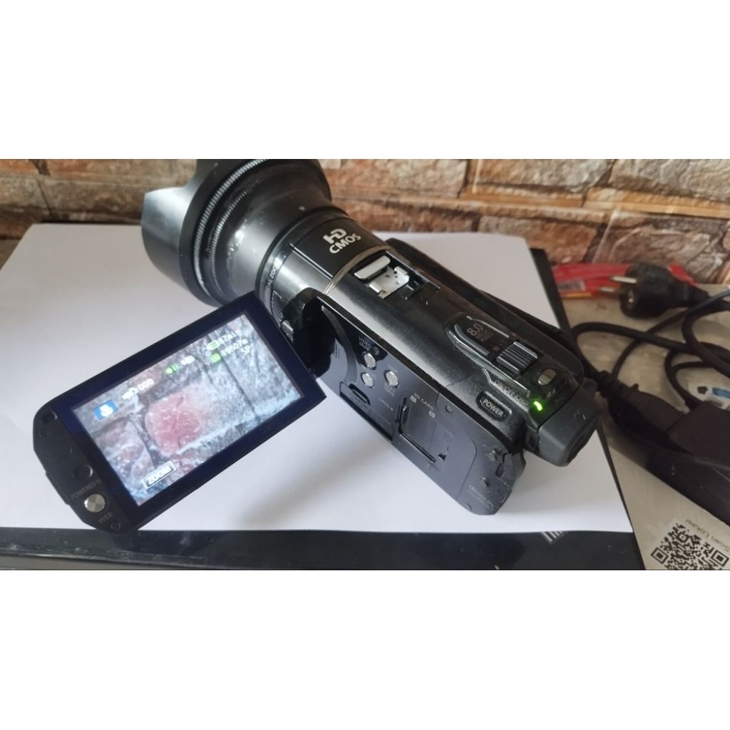 handycam canon HF S21