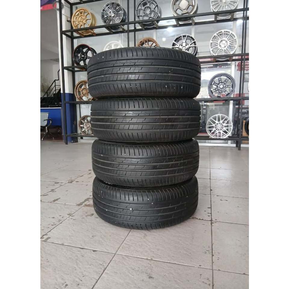 Accelera Ban Mobil Bekas R17 Ukuran 215 50 R17