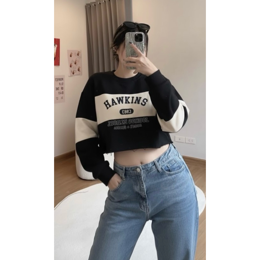 Crewneck salur hitam putih crop top by licu.wear