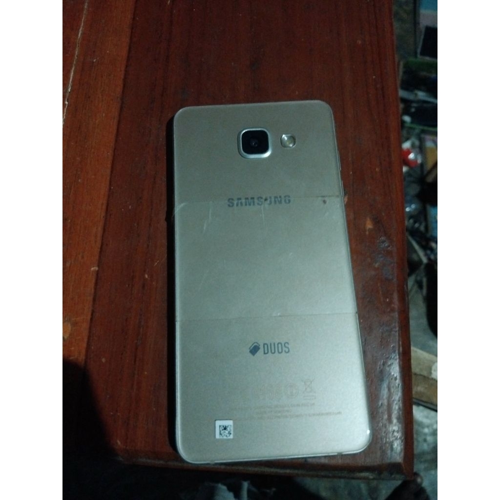 samsung a5 2016.. lcd kw... yg lain ori semua, mulus