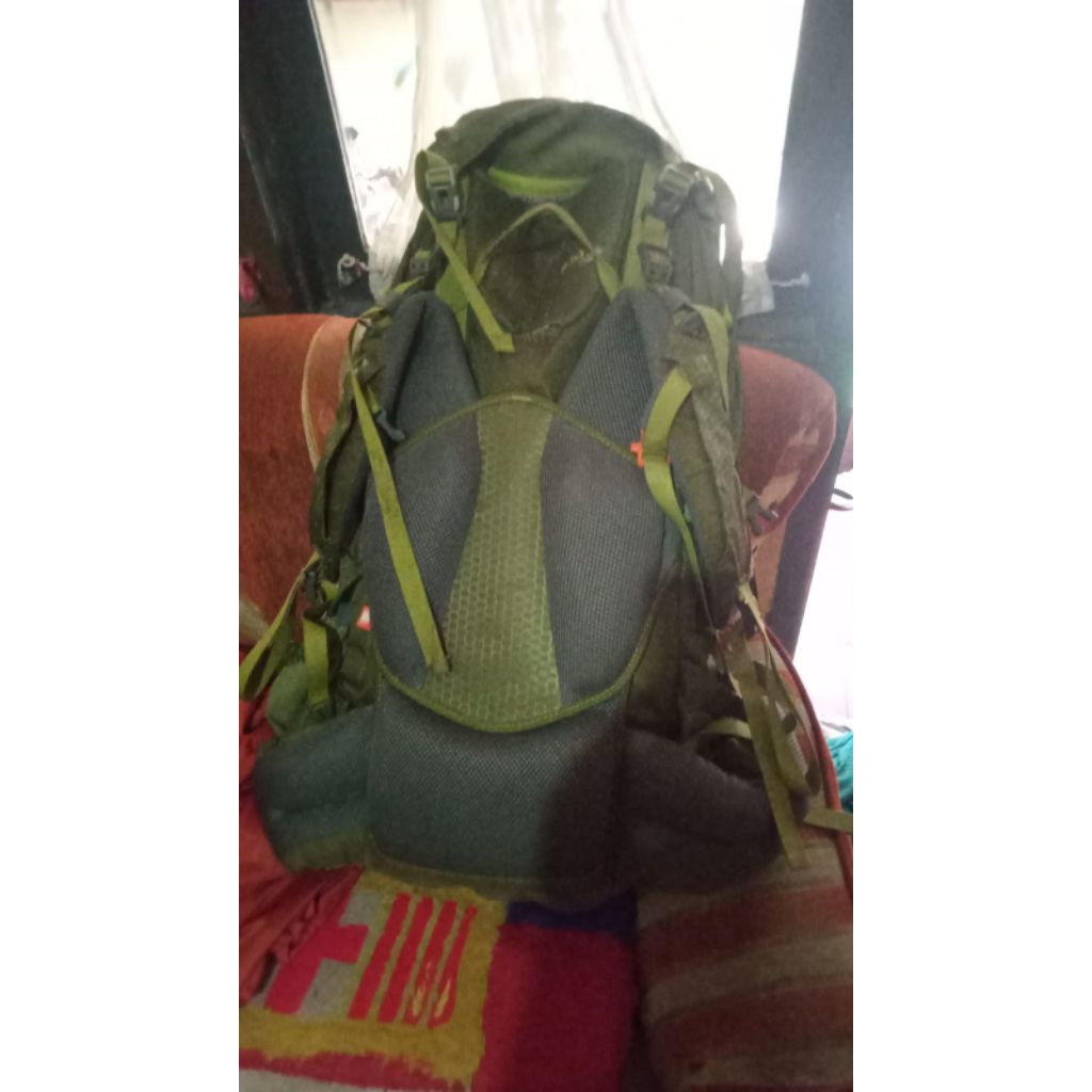 carrier Consina alpinist 75+5L