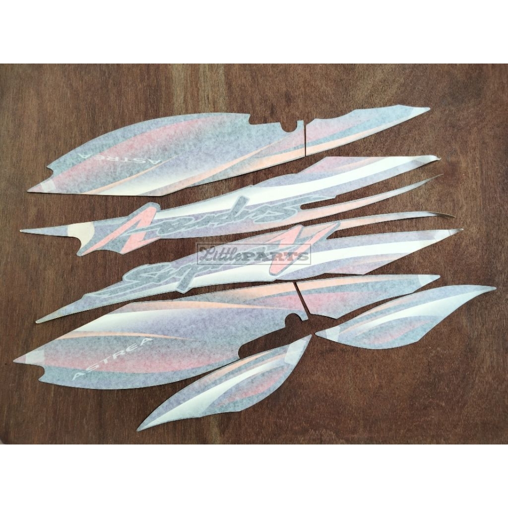Striping stripe sticker list body honda supra v 100 hitam merah tidak original
