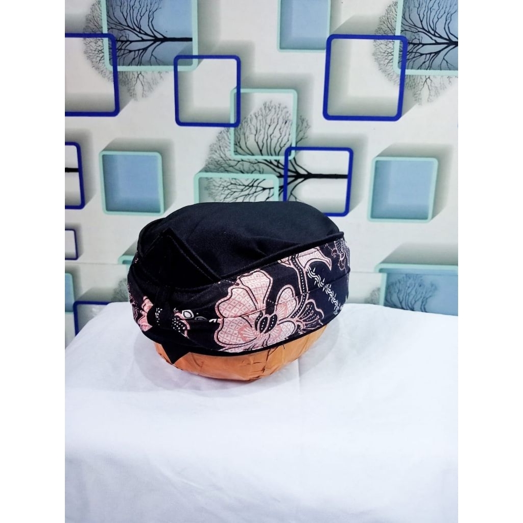 Blangkon lipat,iket kepala,udeng kuncir sliwir,kupluk, tutup kepala tradisional jawa sunda