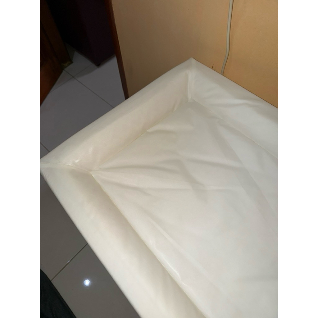 VADRA IKEA alas ganti popok bayi