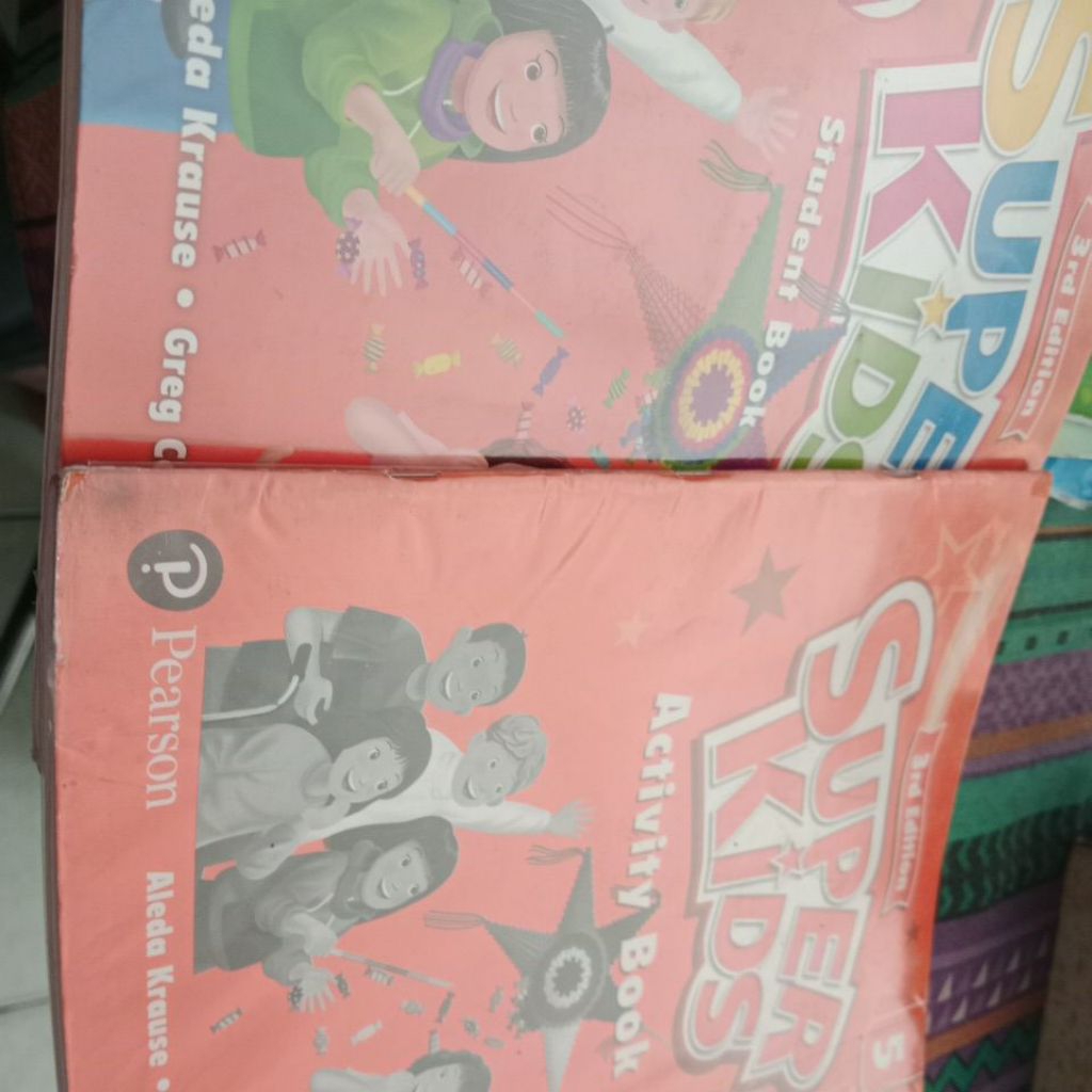Super Kids activity book dan student book 5