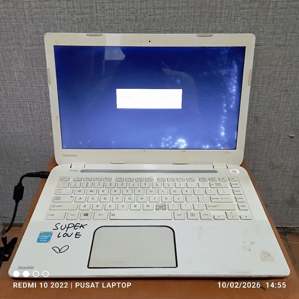 Laptop TOSHIBA Satellite E45 Intel inside Ram2gb DDR3 kondisi mesin hidup Tampil Bios minus Lcd14in 