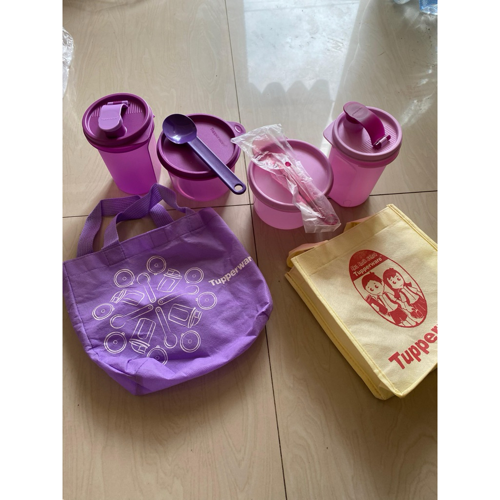 tempat bekal tupperware set sendok tas