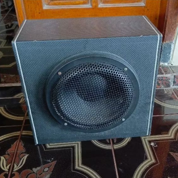 Subwoofer Vox plus box 10Inch