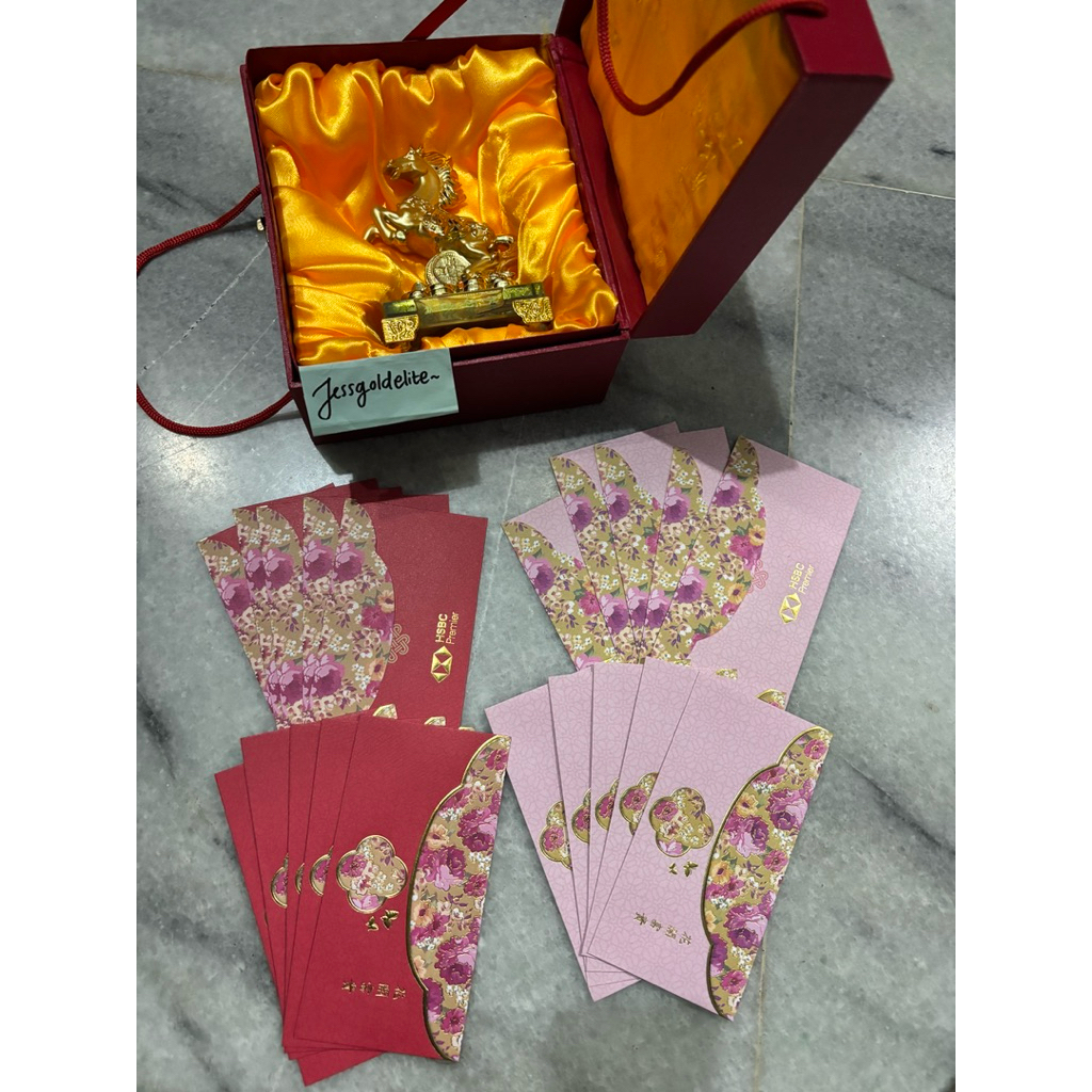 hsbc premier singapore SG pajangan patung shio kuda and 20 pcs angpao hadiah gift merchandise bca so
