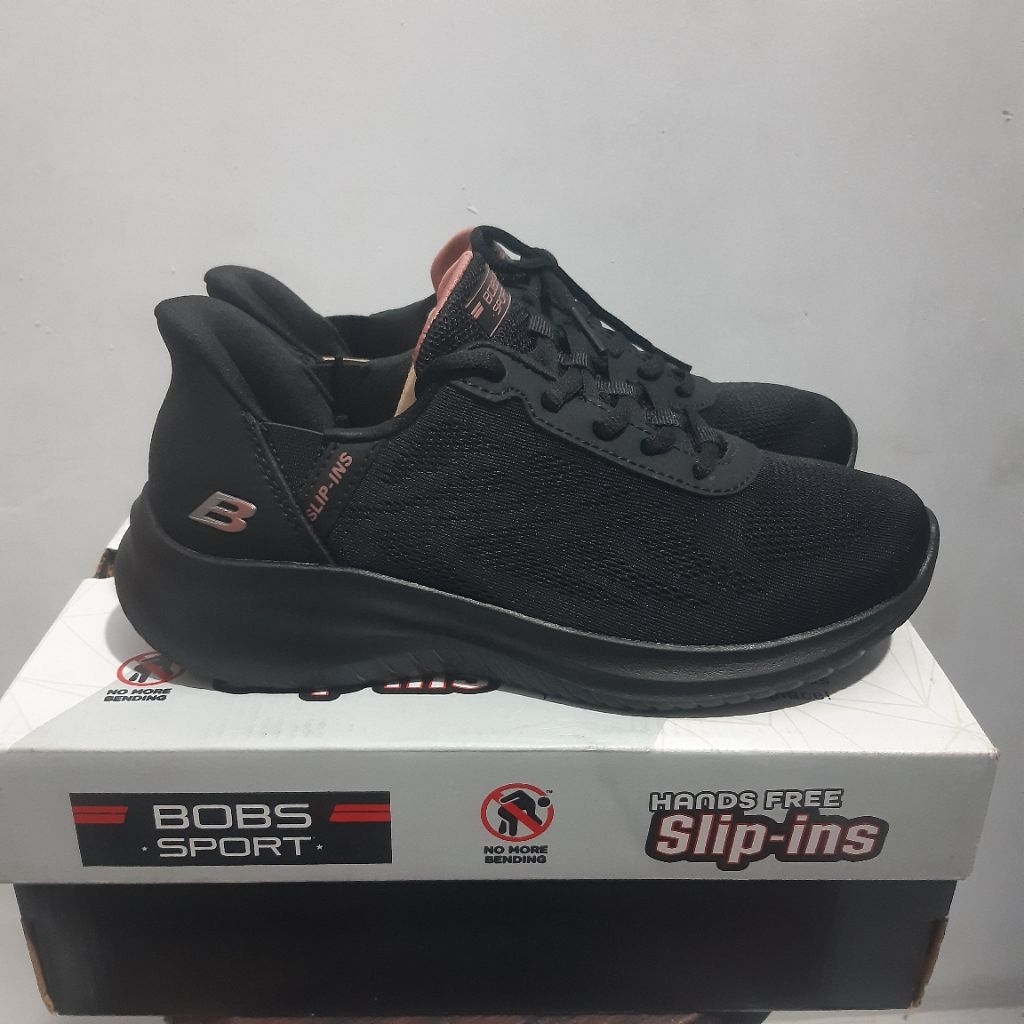 SEPATU WANITA SKECHERS BOOBS SLIP-INS BLACK