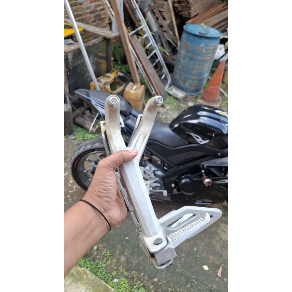 Step/Footstep/step belakang/pijakan kaki belakang r15 v3 original copotan