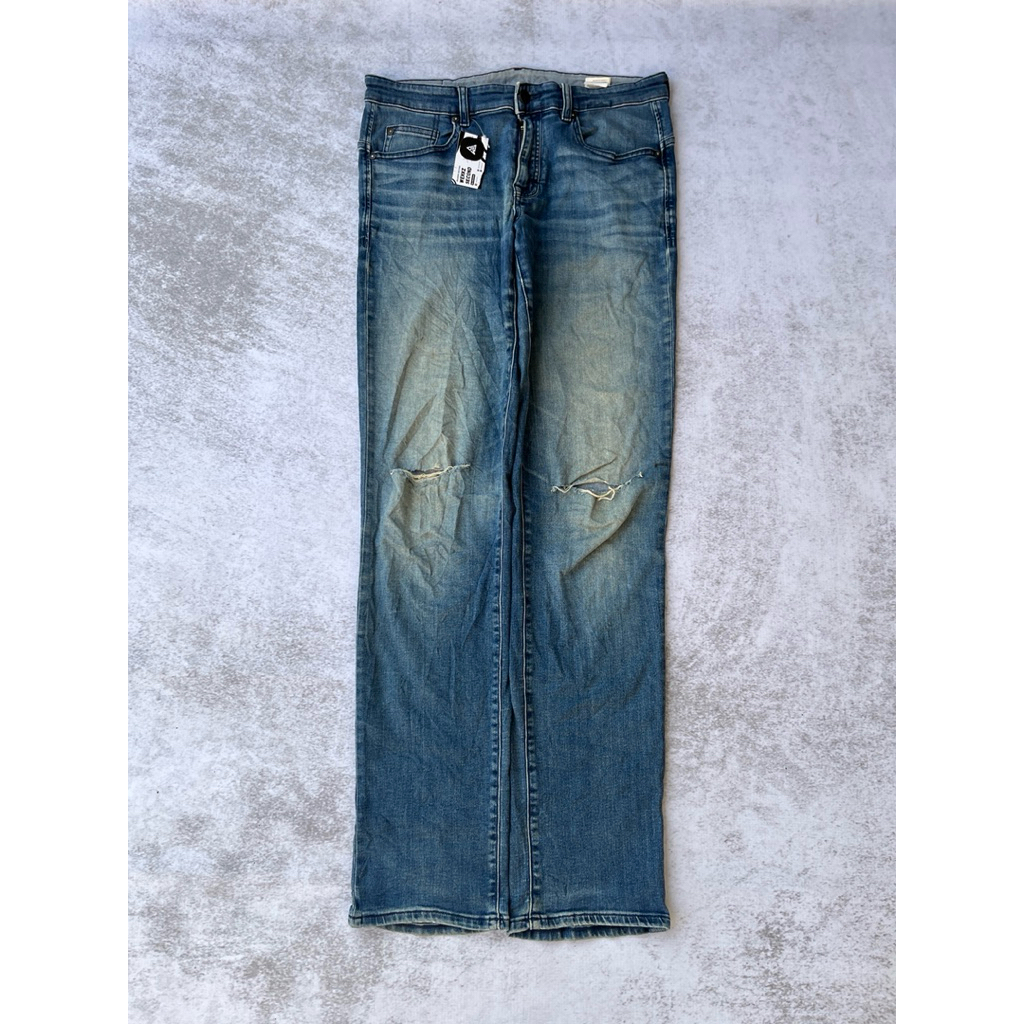 CELANA CALVIN KLEIN RIPPED JEANS SECOND MURAH