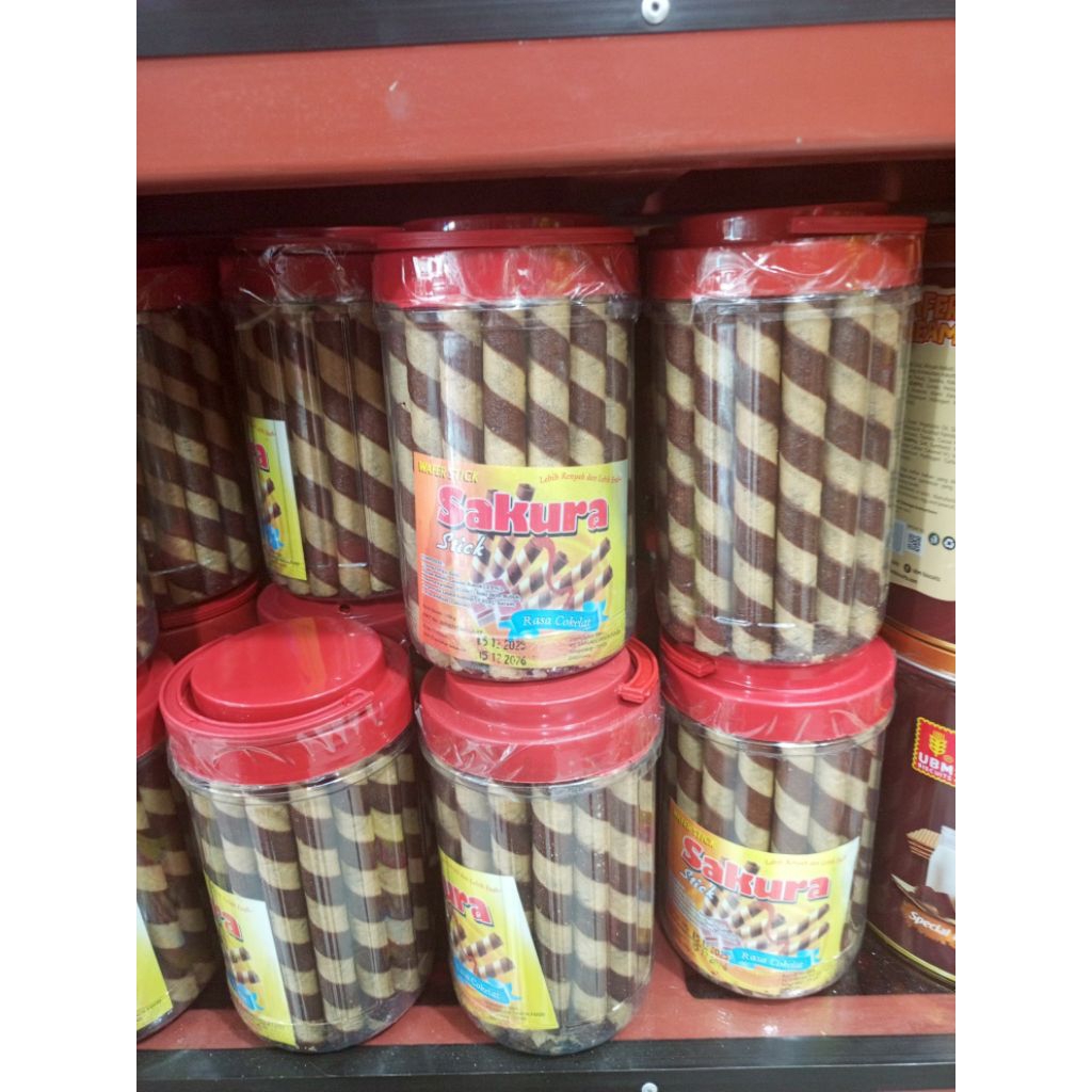 1 DUS ASTOR SAKURA TOPLES KECIL ISI 12