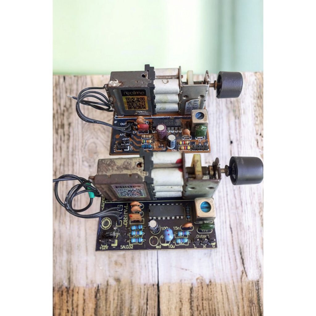 Tuner FM Mono Stereo super PEKA