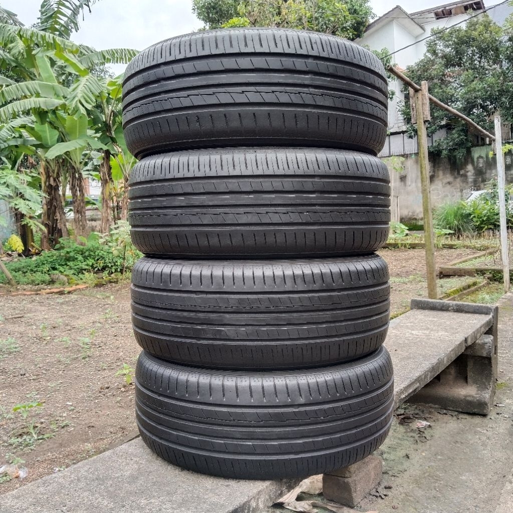 Ban YOKOHAMA BluEarth-A ae30 205/50 R17 Ban Second Ban Mobil