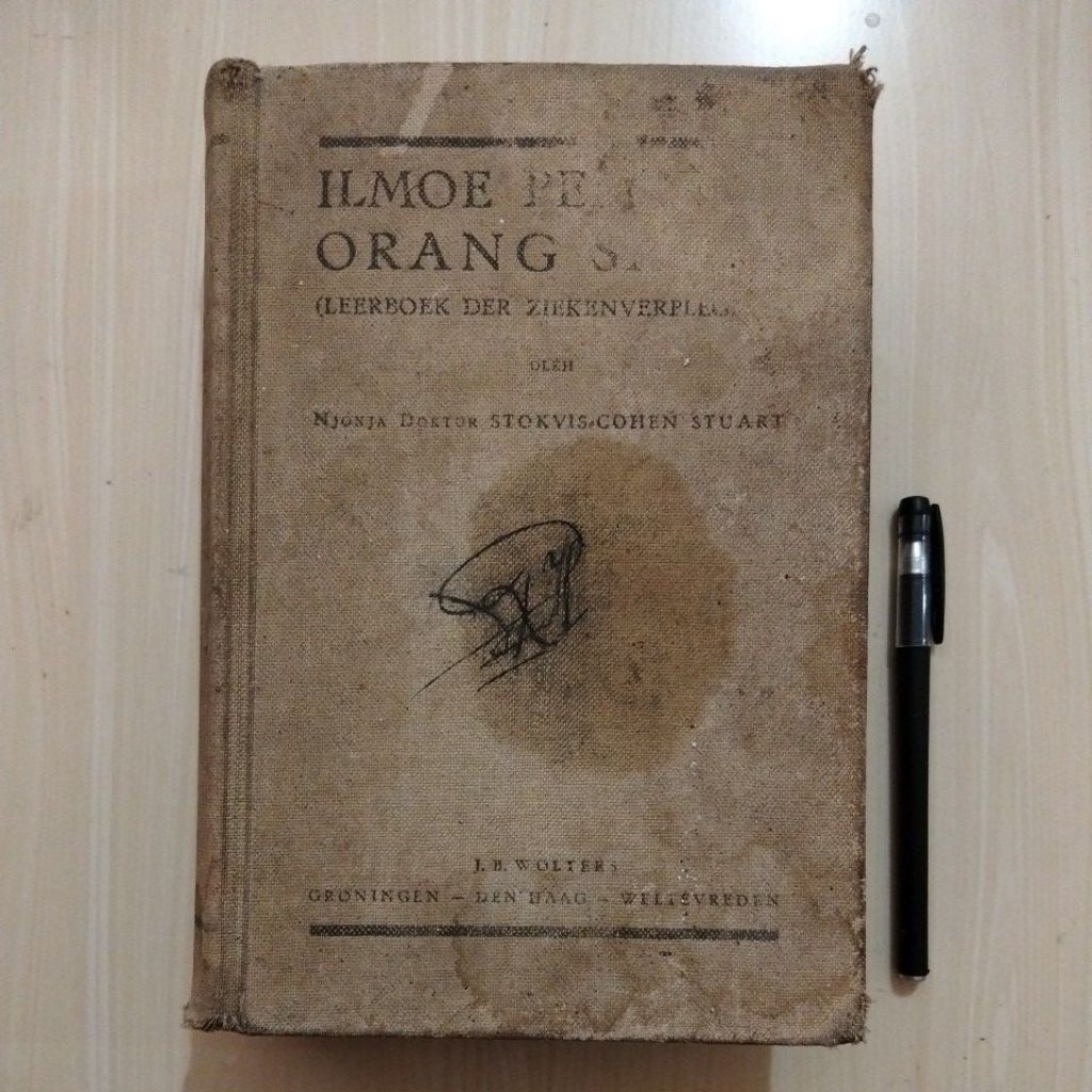 BUKU LAWAS EJAAN OE - ILMOE PEMBELA ORANG SAKIT - Buku Lawas Bekas Murah Original - B10