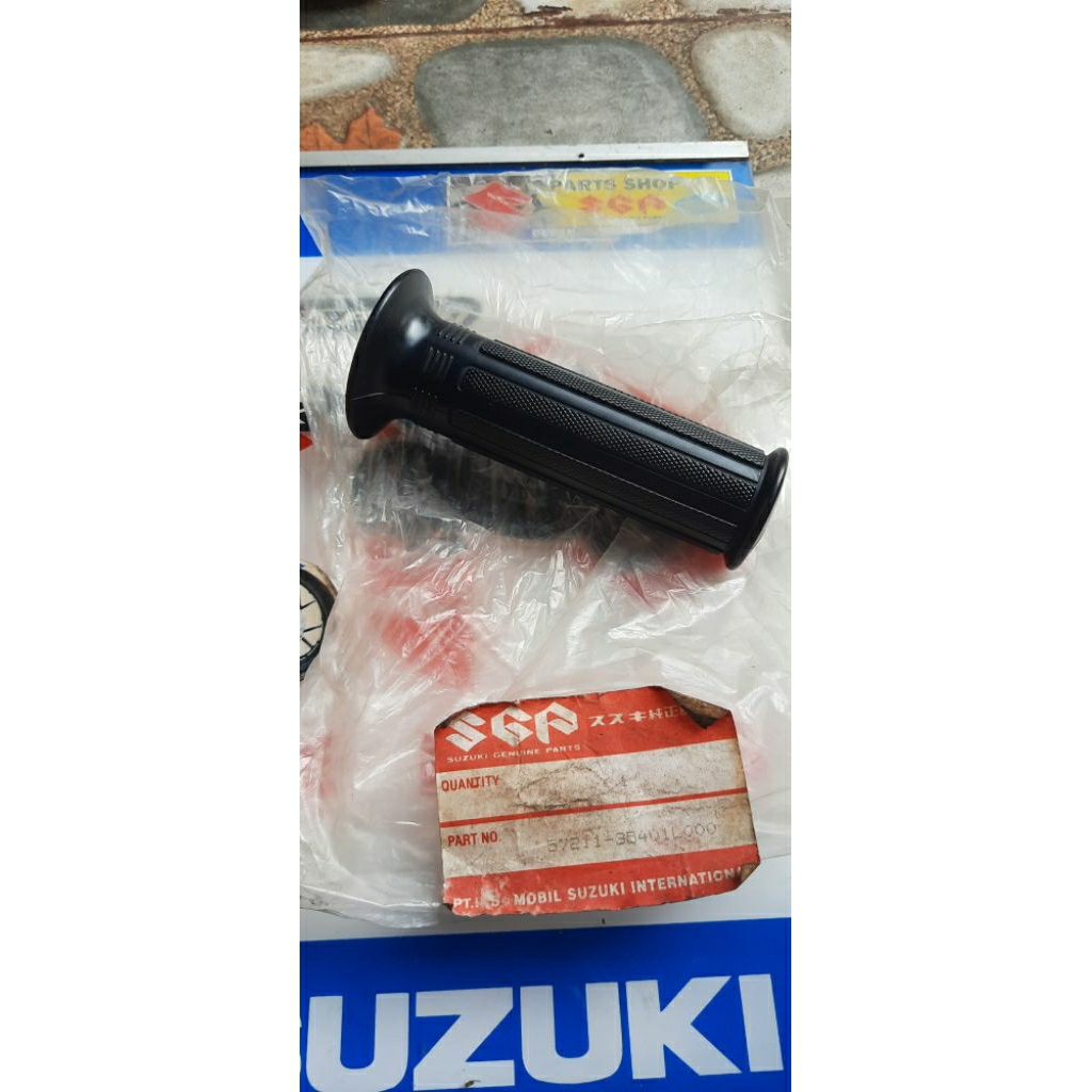 Hanspat kiri handgrip kiri suzuki RC 80/RC 100 asli suzuki SGP